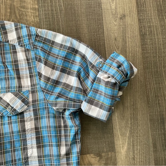 LL Bean Snap Front Roll Tab Outdoor Shirt 
# 288082
Men’s Large 
Blue Grey Plaid - Picture 5 of 8